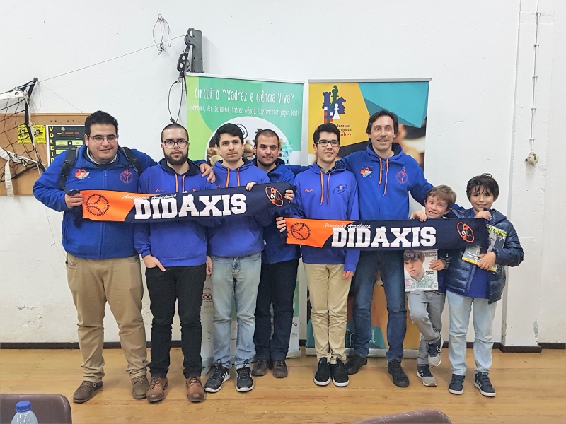 Famalicão: Equipa de xadrez da Didáxis sobe para o Top 5 nacional